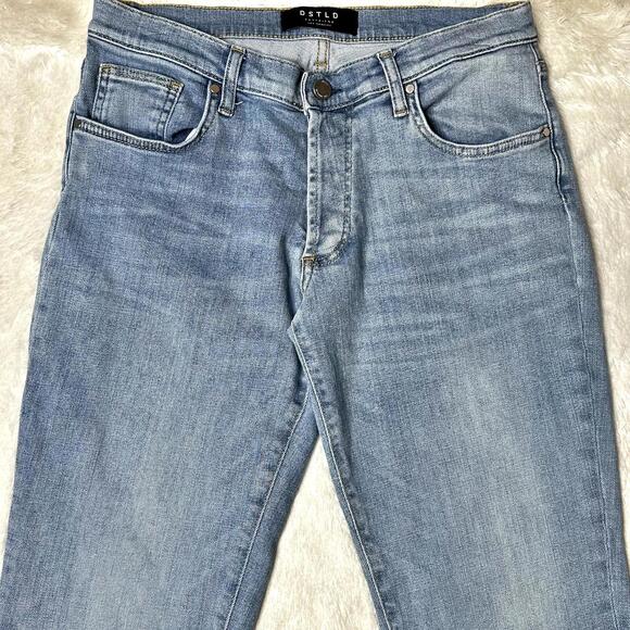 DSTLD Boyfriend Jeans Women’s 28 Light Wash Blue Relaxed Fit - Picture 3 of 8